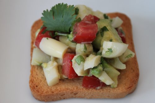 Post image for Heart of Palm & Avocado Salad
