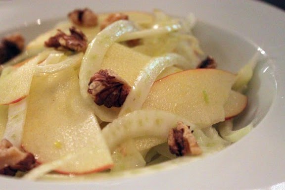 Post image for Apple Fennel Salad with Honey Lemon Vinaigrette