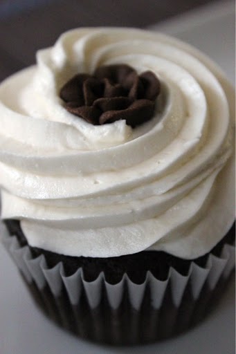 Chocolate_cupcake
