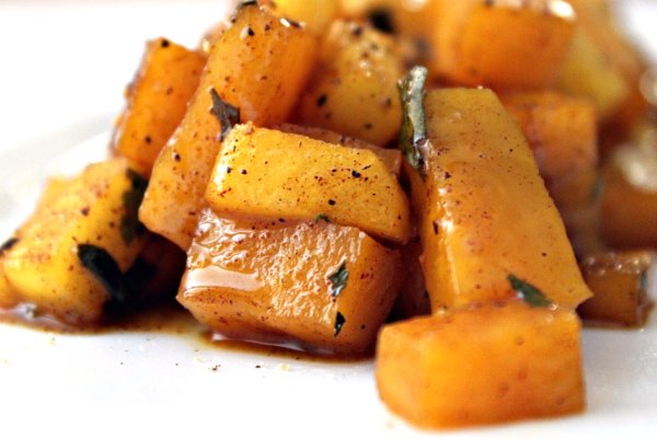 Post image for Maple Beet and Apple Saute