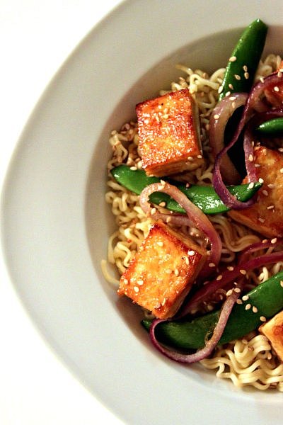 Post image for Sesame-Maple Roasted Tofu and Noodles
